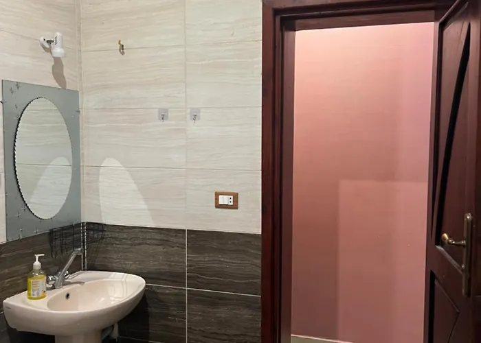 House In Manara بيت للعطل دهب